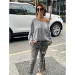 Italian Luxe Tops Light Knit W Silver Stars