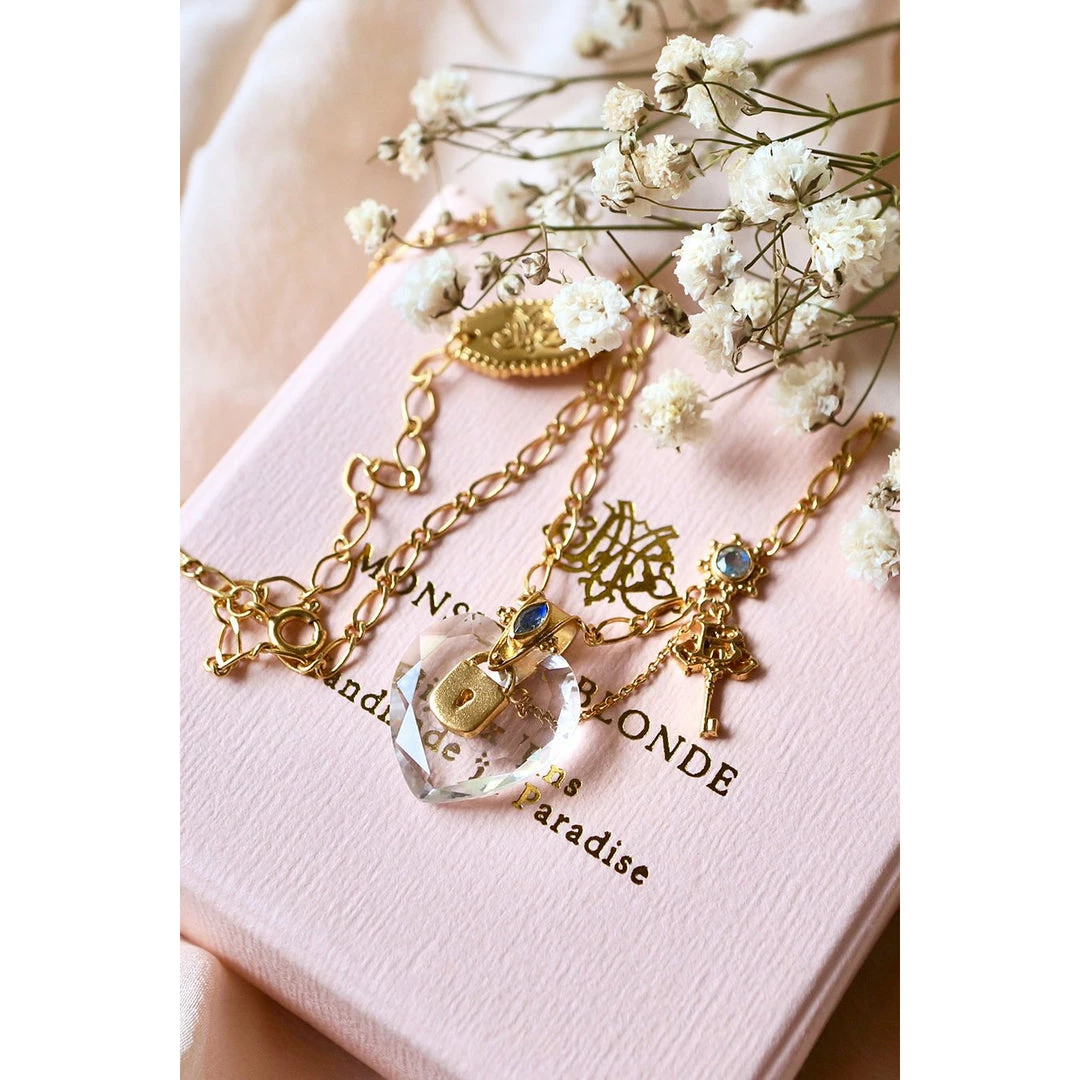 Monsieur Blonde - Very Tired Girl Necklace Accessories 2 Monsieur Blonde - Very Tired Girl Necklace Accessories