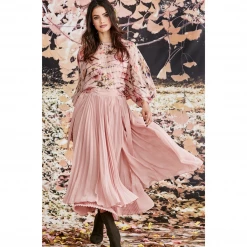 TRELISE COOPER Pleating Moments Skirt Blush Size 10