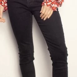 The Others Bottoms The Stretch Staple Jean- Washed Black